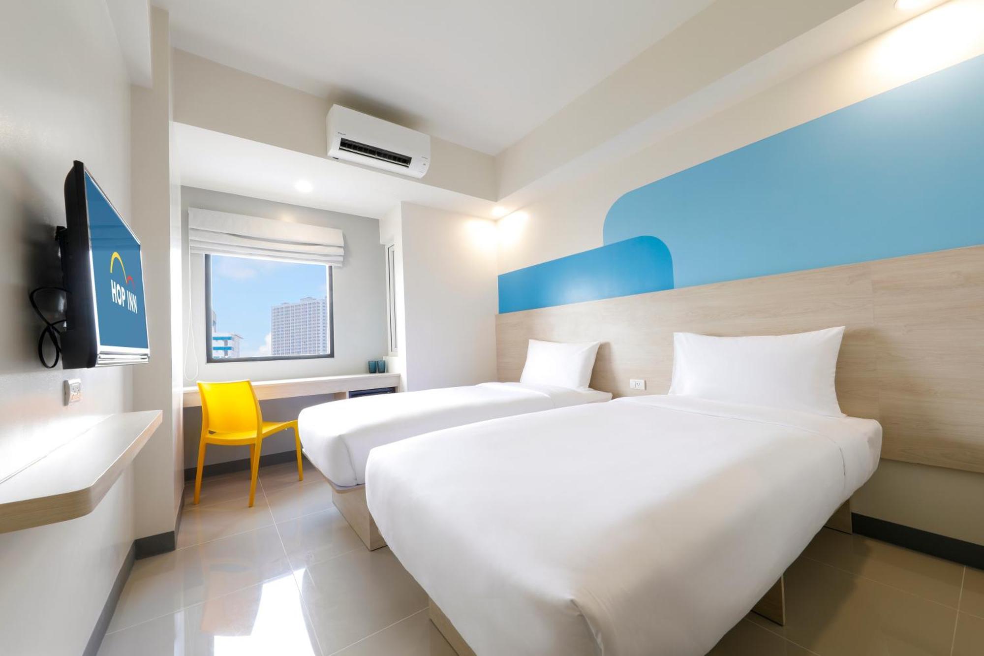 Hop Inn Hotel Iloilo Zewnętrze zdjęcie